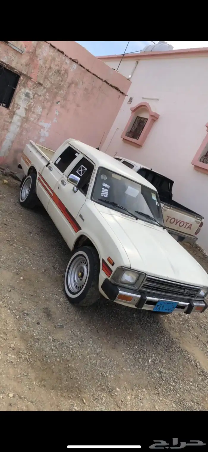 هايلوكس 1982 نضيفه 0