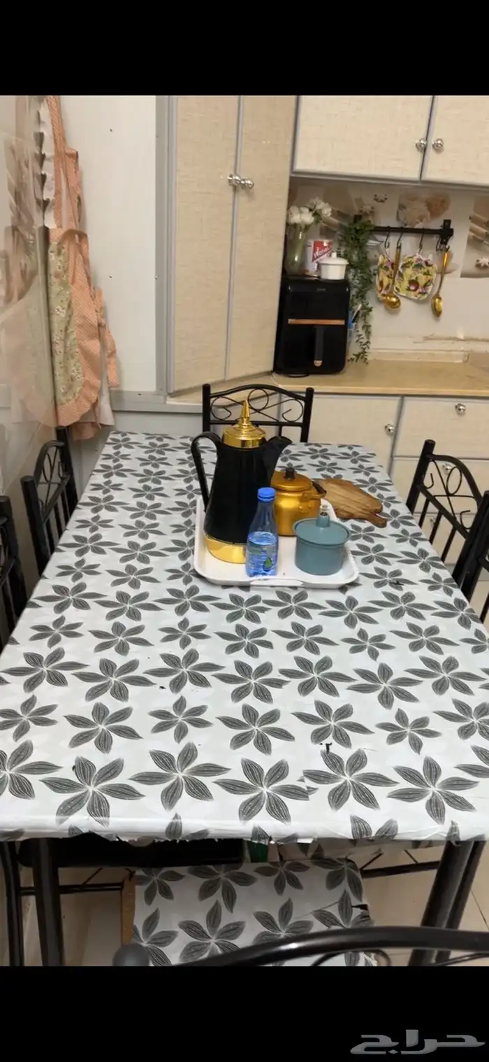 طاولة طعام للبيع 0