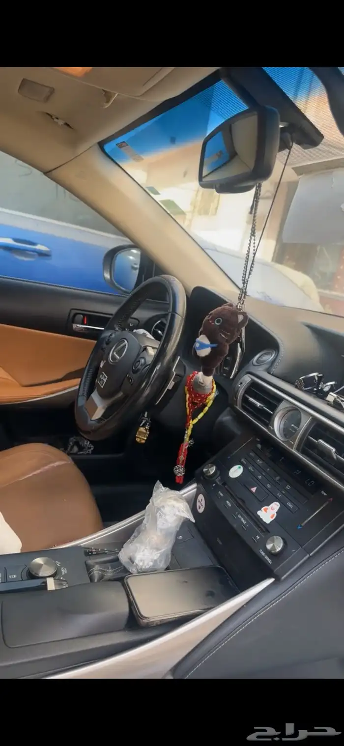 لكزس is350 2015 7