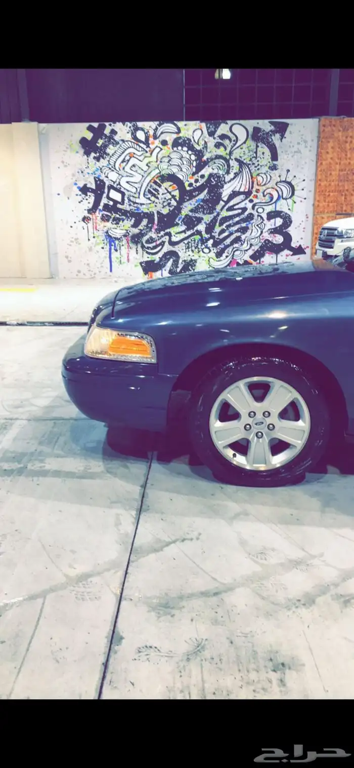 فورد كراون فكتوريا 9