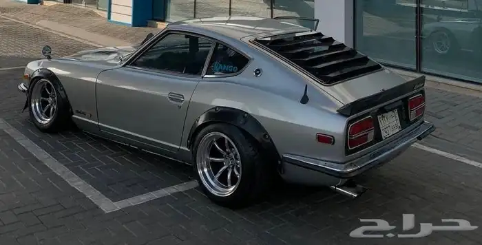 للبيع نيسان زد 260 Nissan Z260 موديل 1978 رصاصي 18