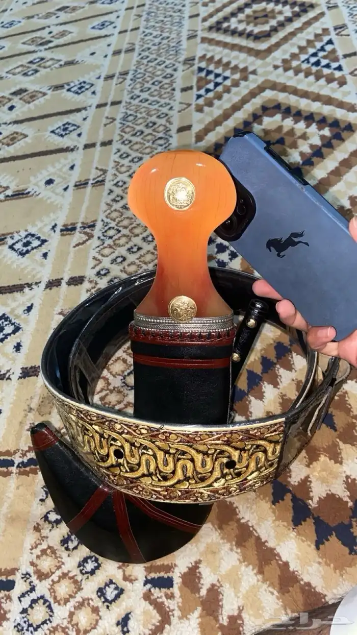 جنبية كفوا للبيع 3