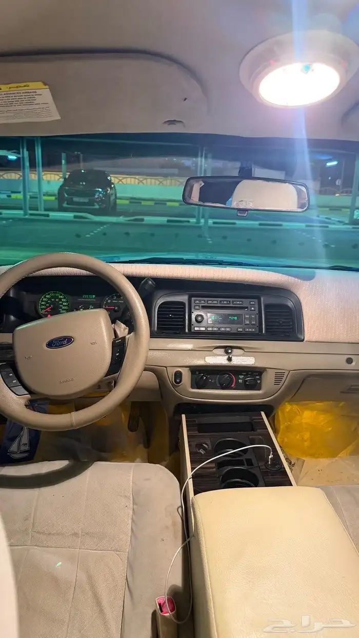 فورد فكتوريا 2010 9