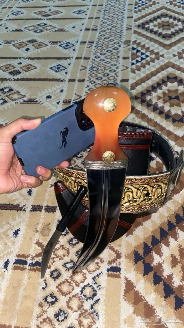 جنبية كفوا للبيع 4