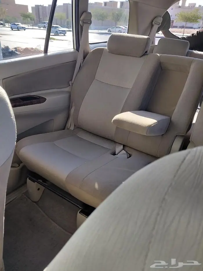 انوفا 2014 فل مصدوم خفيف 13