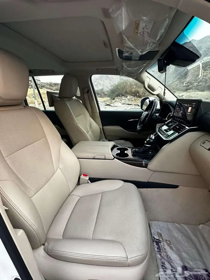 لاندكروزر2022 جي اكس ار L5 13