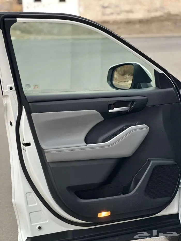 تويوتا هايلاندر GLE 2023 10