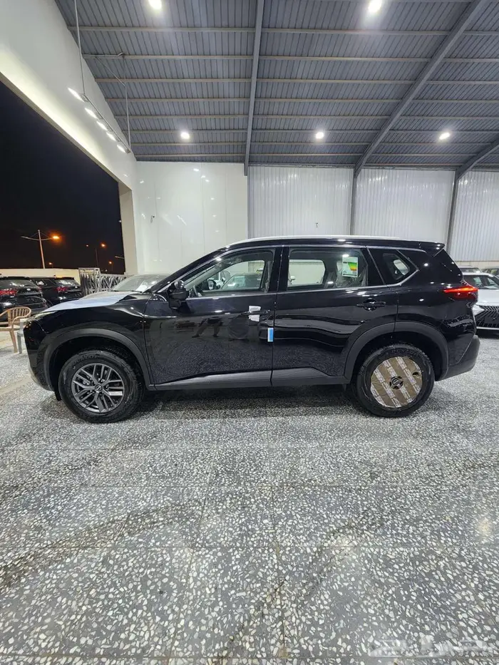 نيسان اكس تريل 5 مقاعد دبل 2025 السعر 98900 3