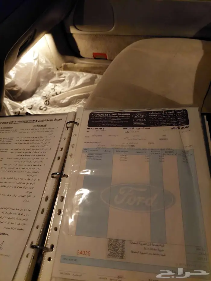 لنكولن تاون كار 2000 63