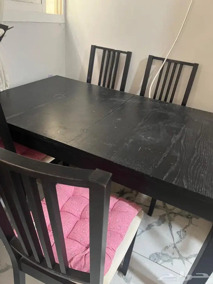 طاولة طعام 1