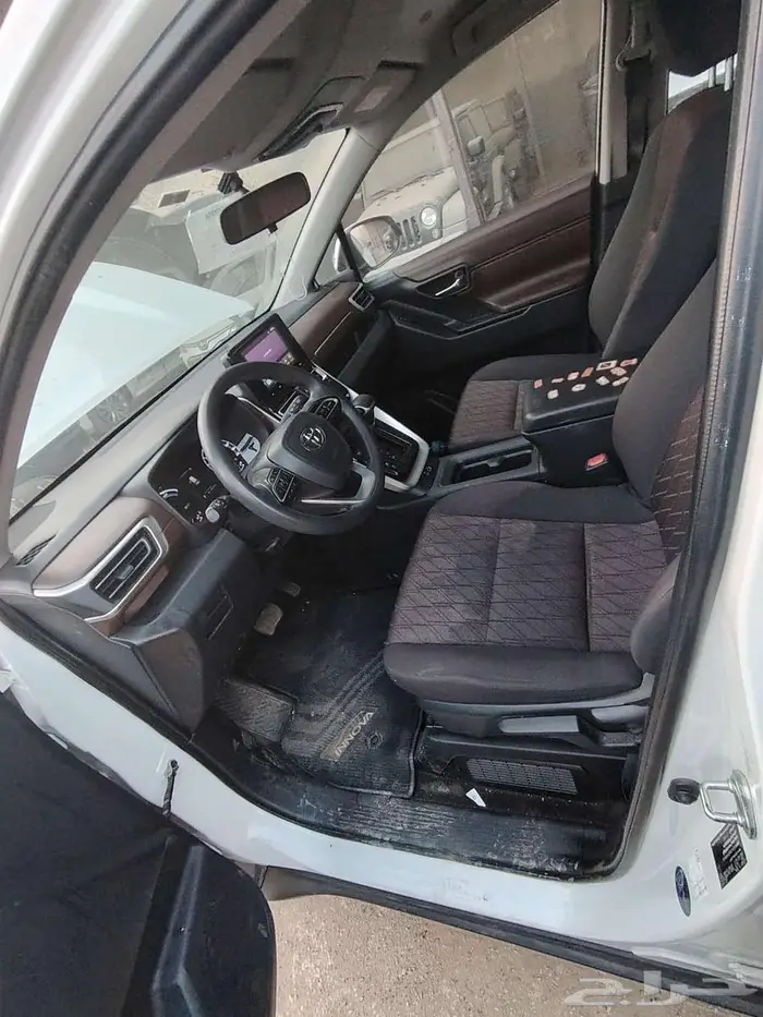 اينوفا هايبرد مستعملة موديل 2024 حبه فقط 16