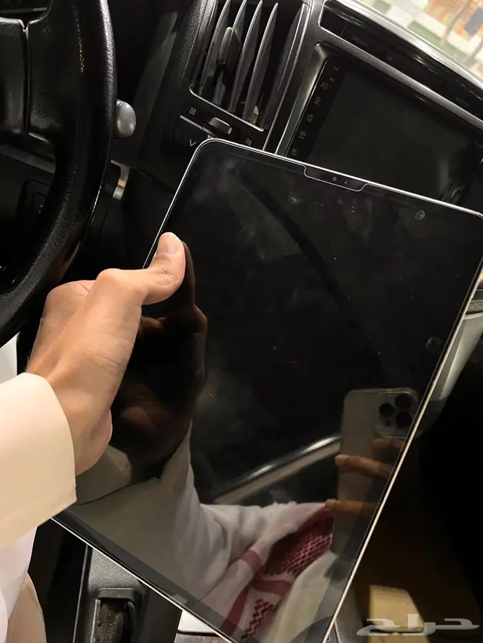 ايباد برو لون سلفر 256 ذاكره 11 بوصه 3