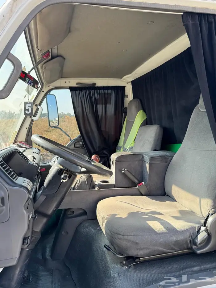 دينا ايسوزو موديل 2005 7