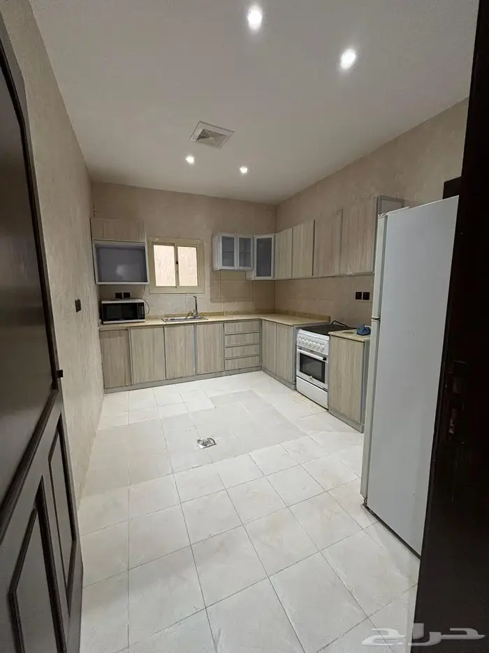 عماره فاخره للايجار بالكامل ب ابحر 22