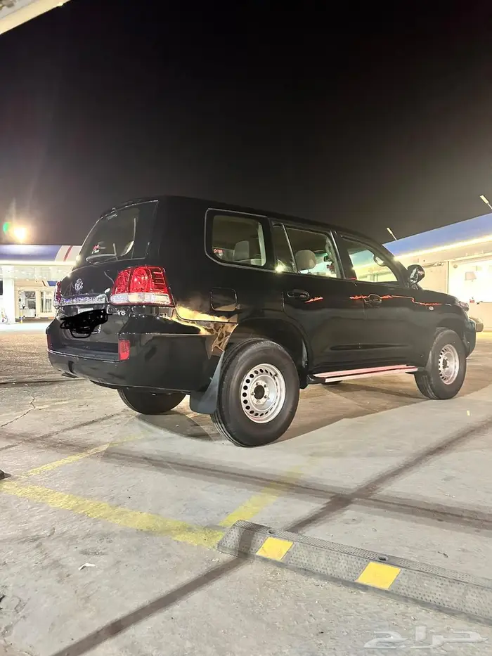 للبيع جي اكس اسود 2010 2