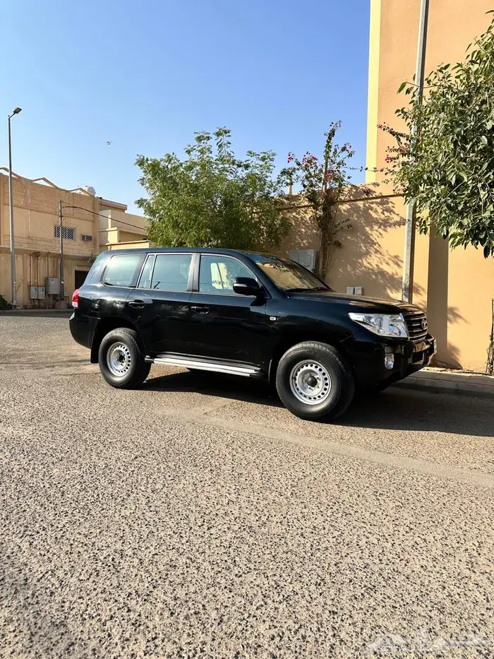 للبيع جي اكس اسود 2010 19