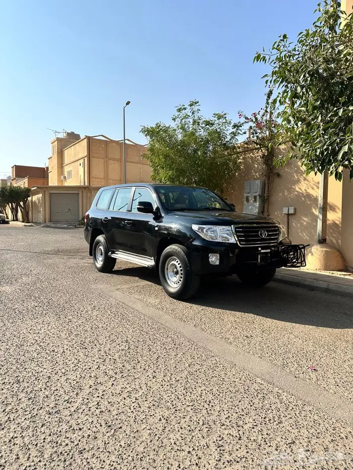 للبيع جي اكس اسود 2010 7