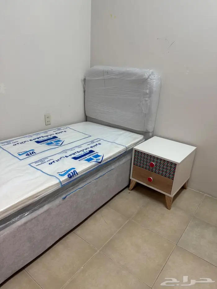 سريرين قماش مع مراتب جديده غير مستعمله 2