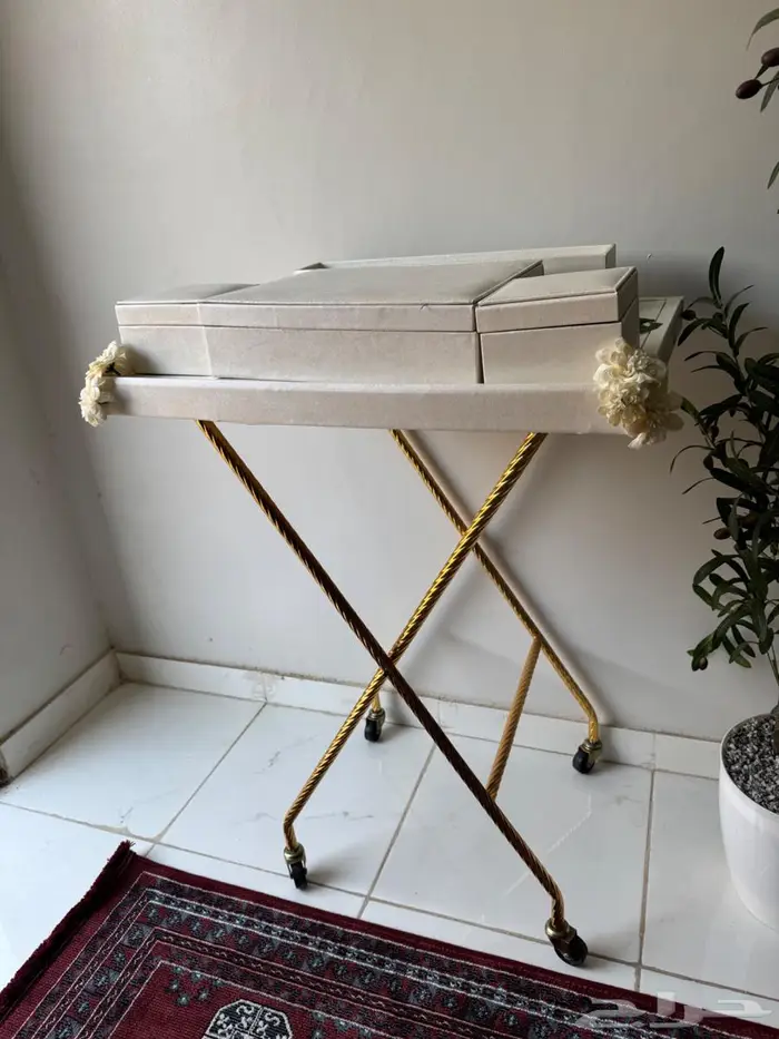 عربة ملكة أو شبكة للبيع 1