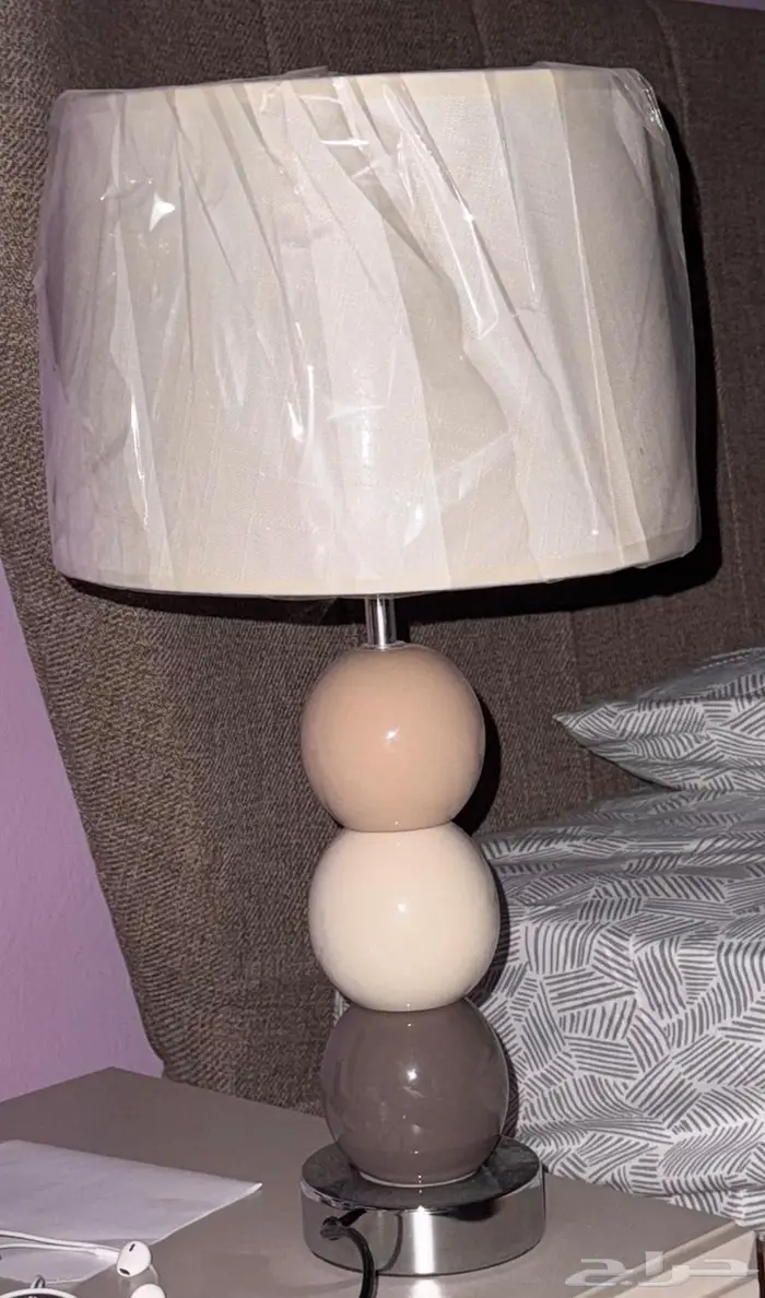 ابجورتين و مكتبة تلفاز للبيع للتفاوض ع هذا الرقم 0