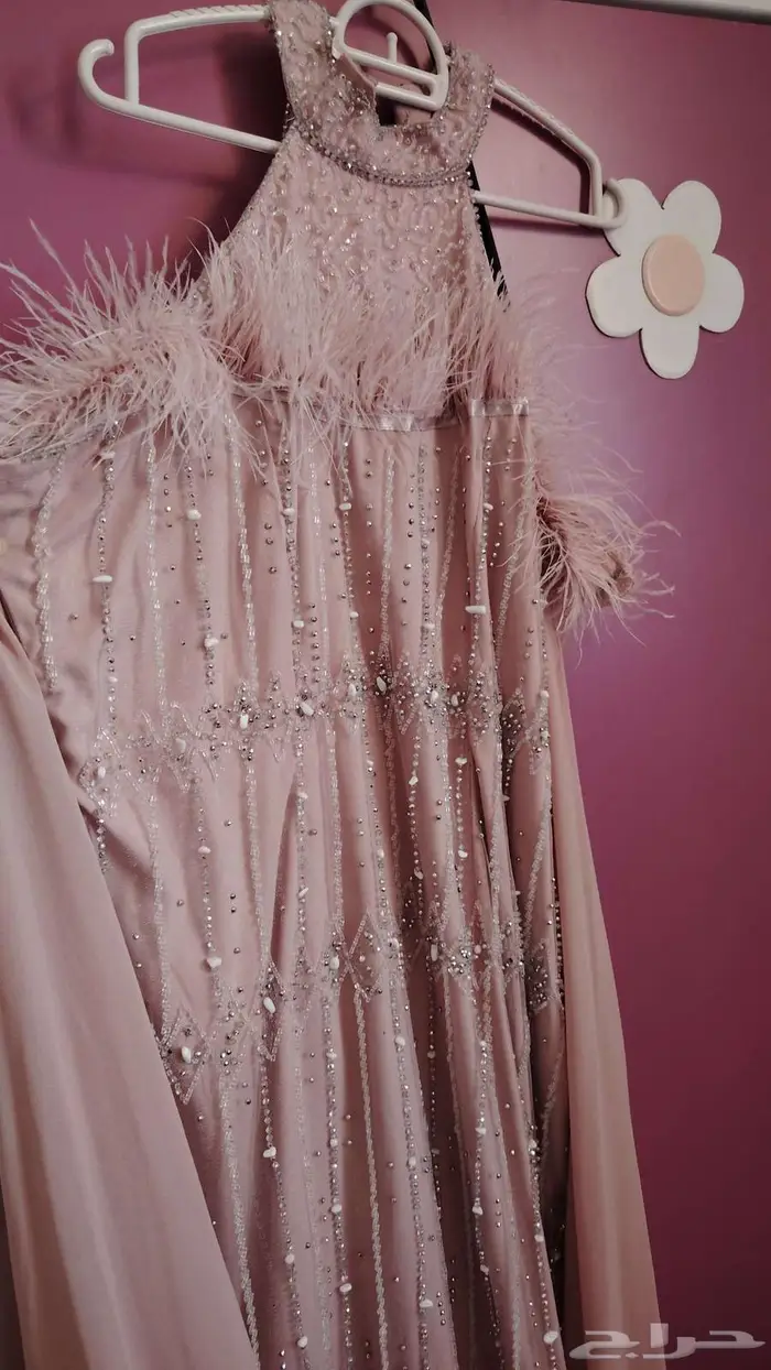 فساتين للبيع فخمه 3