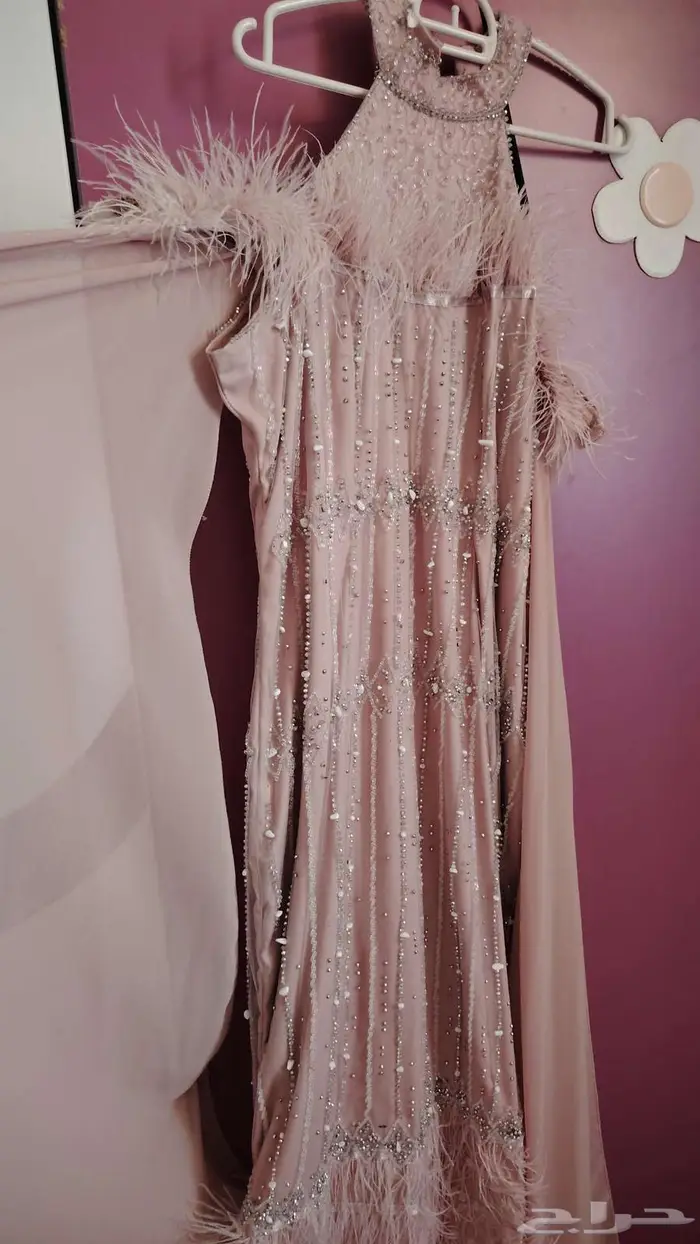 فساتين للبيع فخمه 6