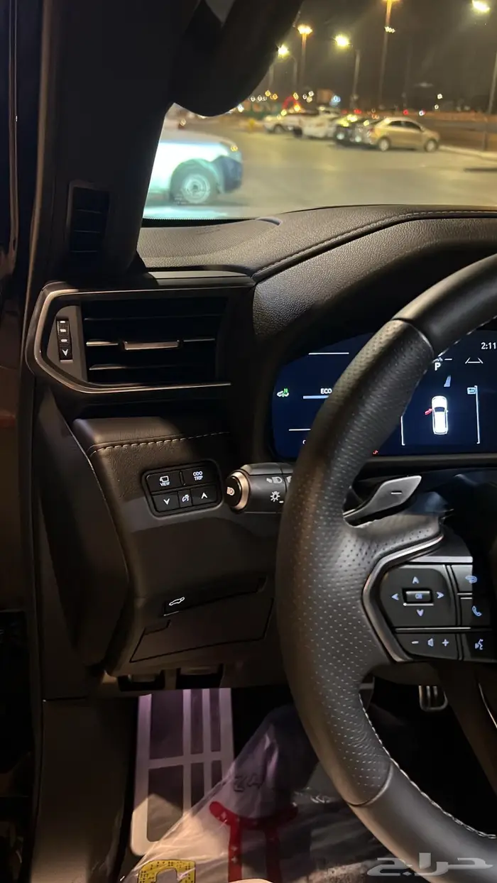 جيب لكزس f سبورت اسود 2025 13