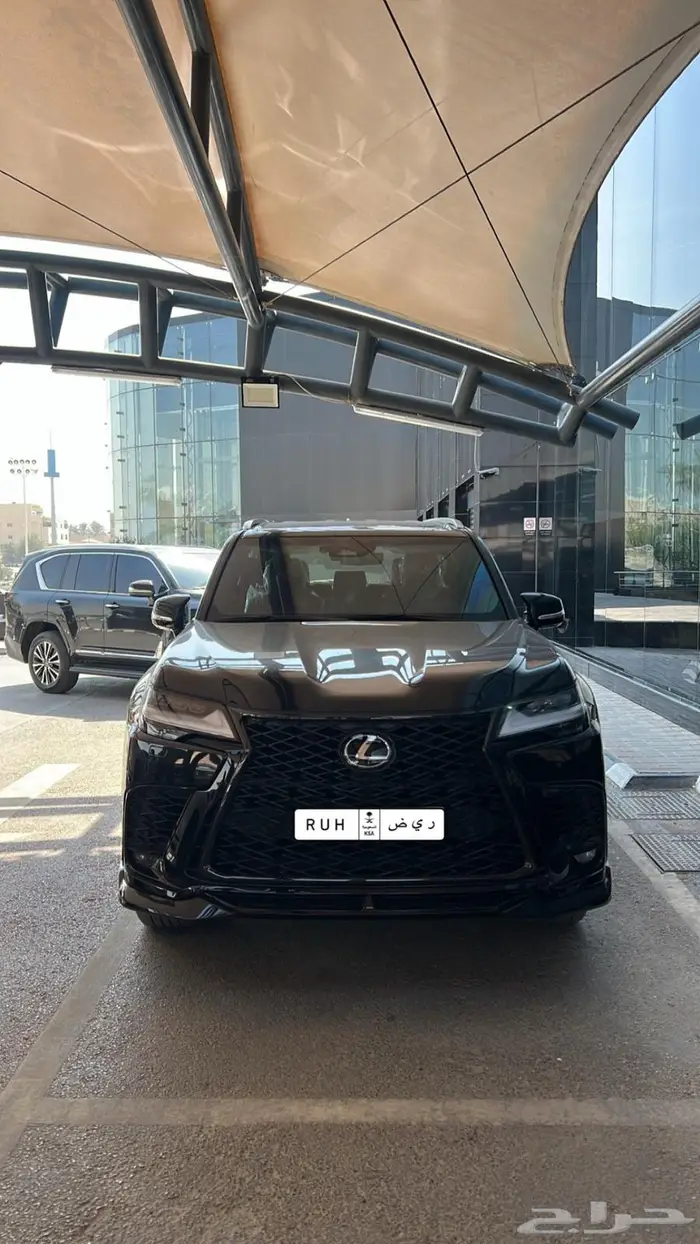 جيب لكزس f سبورت اسود 2025 0