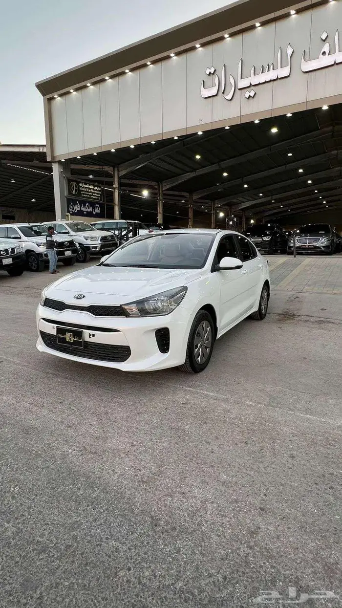 كيا ريو موديل 2021- معرض خلف للسيارات 1