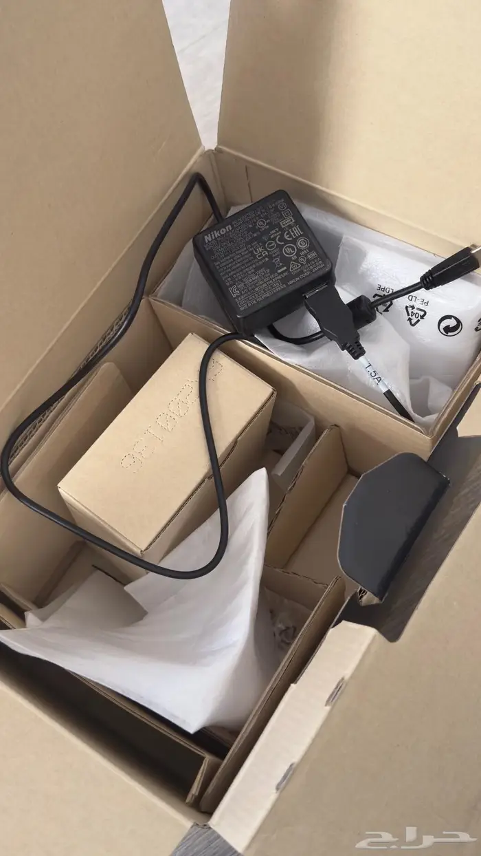 كاميرا نيكون 2