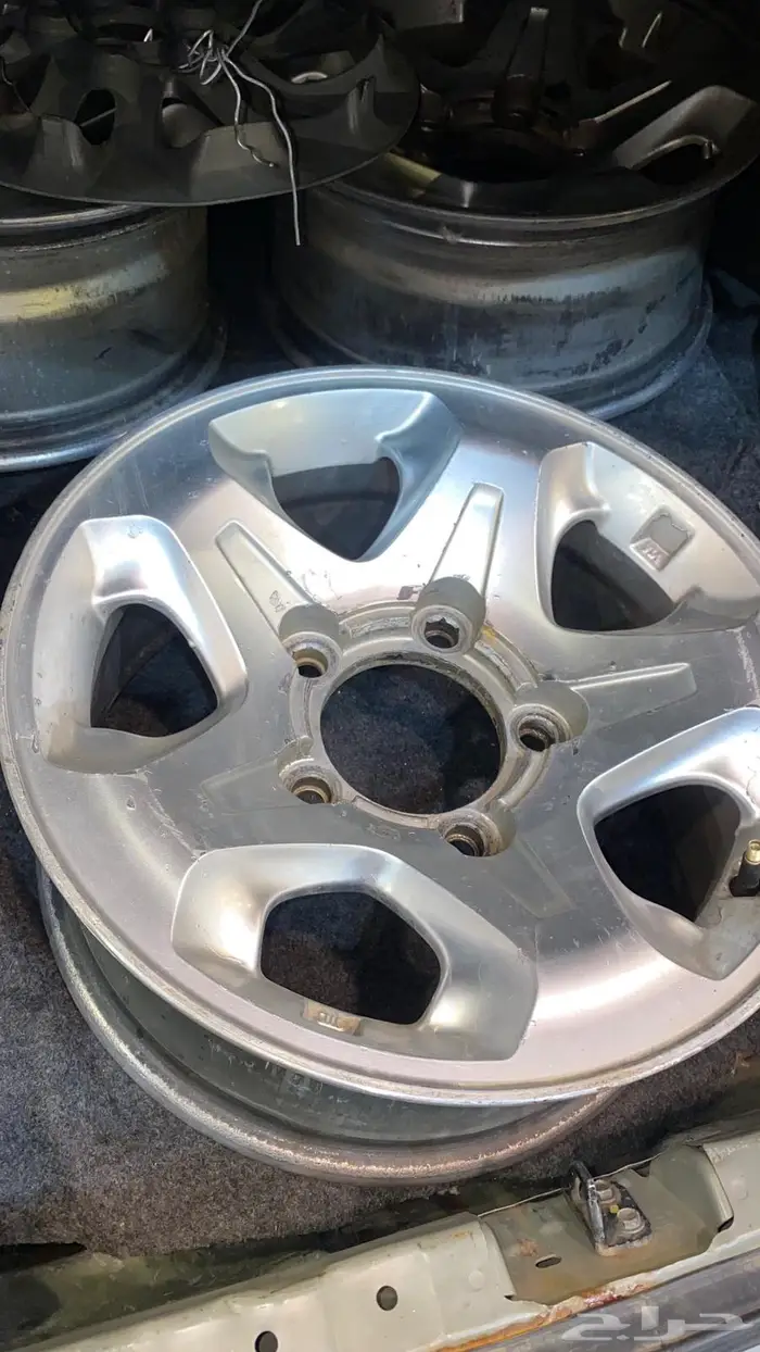 جنوط رفرف وتباريز 5 8 1