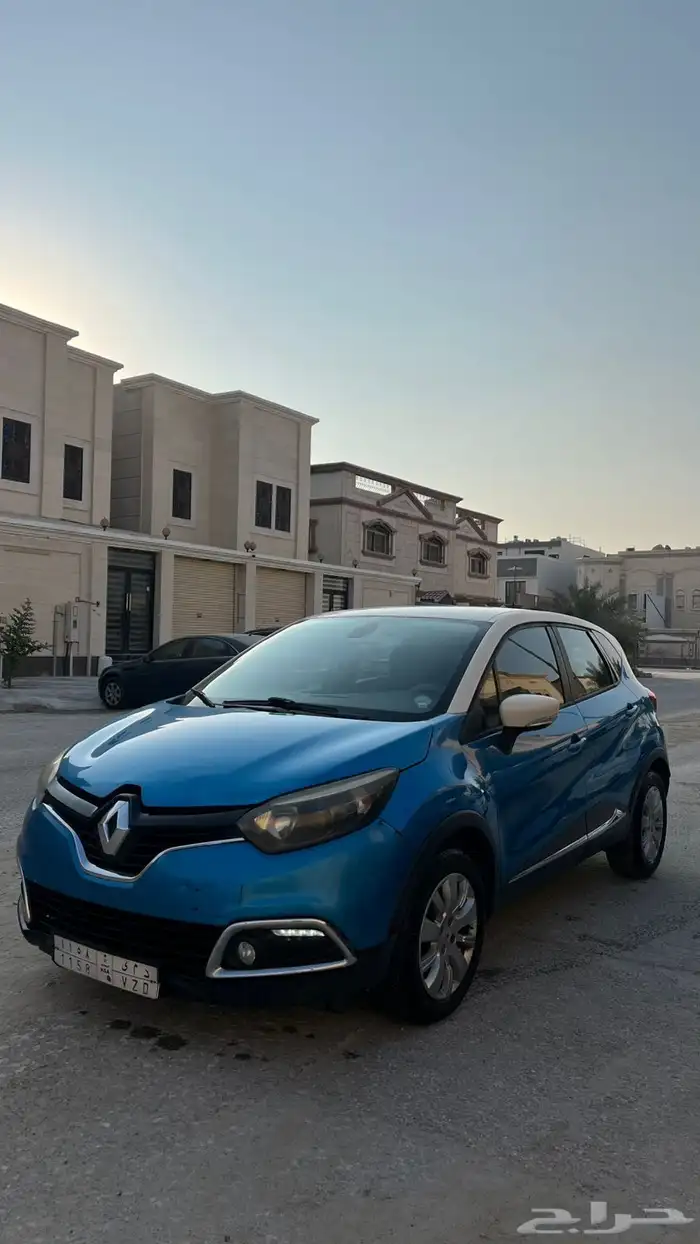 رينو هاتشباك 2016 1