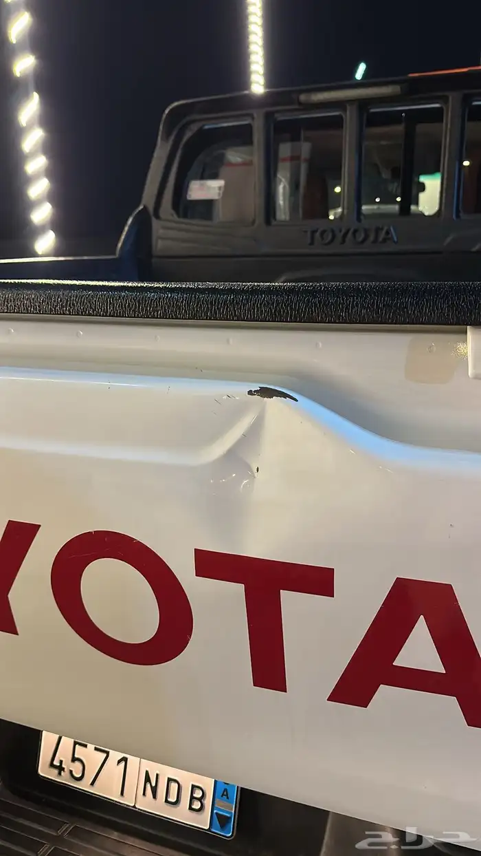 هيلوكس 2019 ( بنزين ) 10