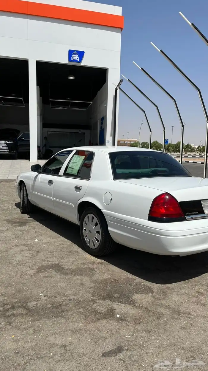 كراون فكتوريا مخزن 3