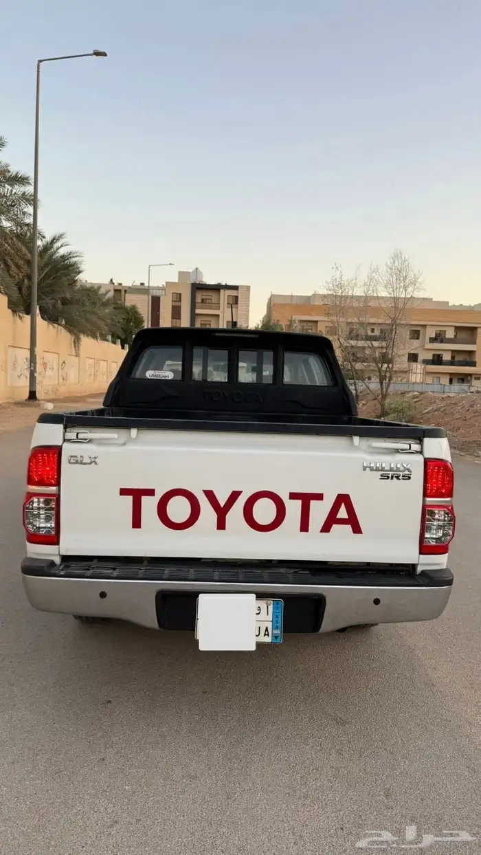 للبيع هايلوكس 2015 غمارتين GLX 3