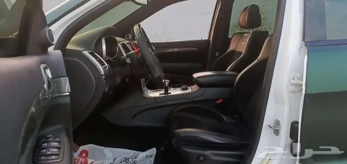 جيب SRT جراند شيروكي 2015 للبيع 10
