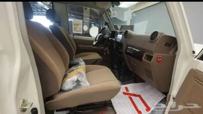 تتوفر فئات ربع تويوتا مصندق2025اصفار لمبيعات البنوك بأقل ربح 15