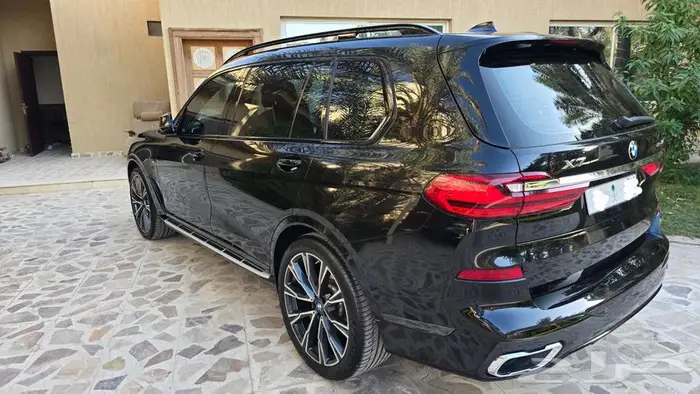 BMW X7 M 2022 ماشي 48 كلم على الضمان 6