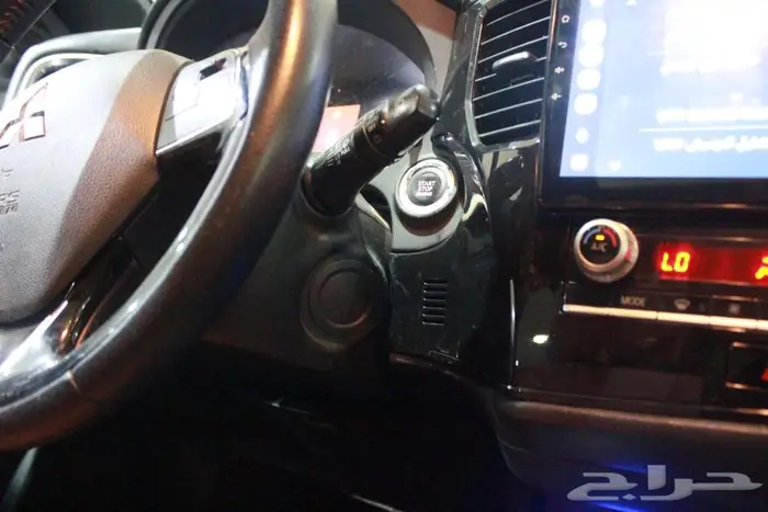 ميتسوبيشي اوتلاندر 2020 رصاصي بطاقة جمركية 24