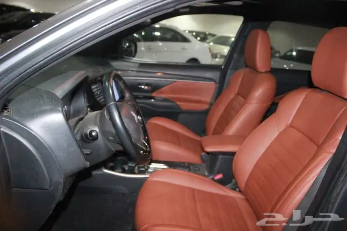 ميتسوبيشي اوتلاندر 2020 رصاصي بطاقة جمركية 47