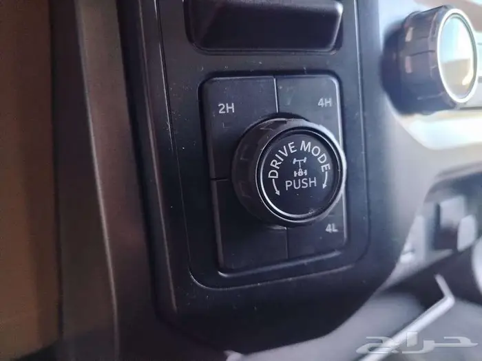 فورد غماره 2023 عداد 66 الف كم 8سلندر دبل بودي داخل بيج 10