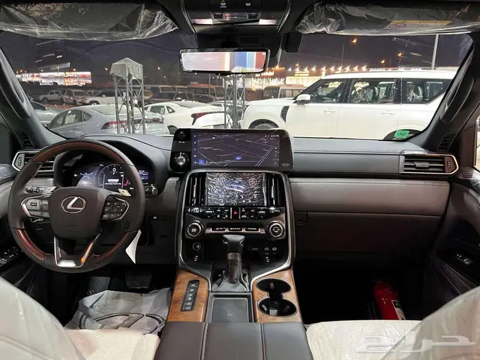 ليكزس اف سبورت 2025 LX600 6