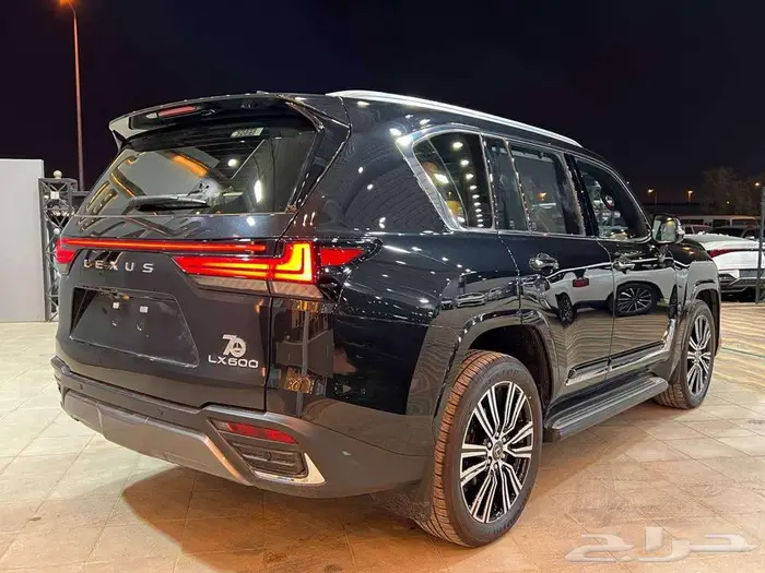 ليكزس اف سبورت 2025 LX600 2