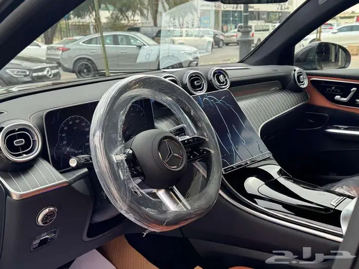 مرسيدس GLC200-2026 4