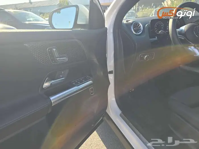 2025 مرسيدس GLA 250 10