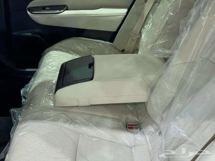 تويوتا كراون برستيج ابيض هايبرد 2026 اقل سعر كاش وبنوك 39