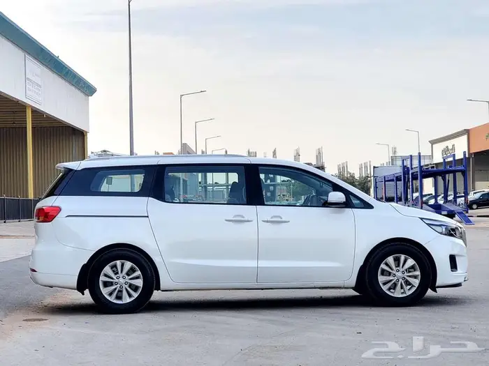 كيا كرنيفال 2016 6