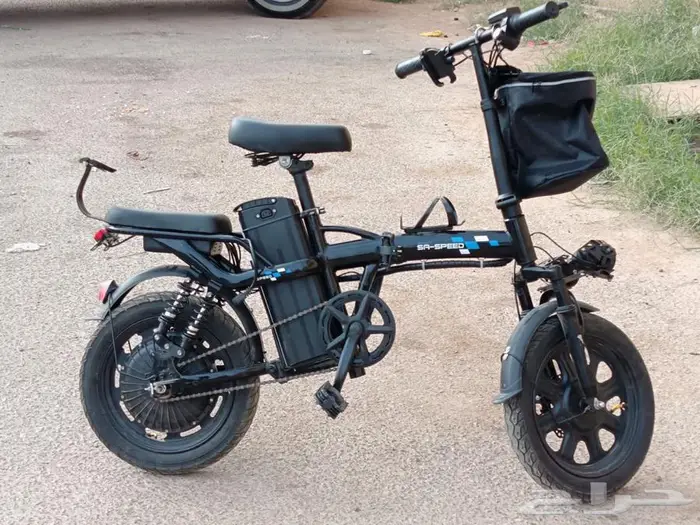 سكوتر كهربائي وسيكل نفس الوقت 0