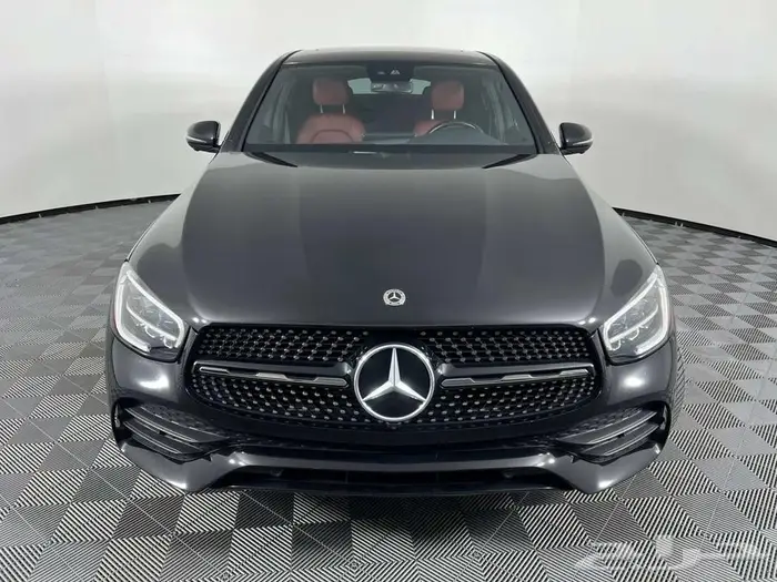 مرسيدس GLC300 Coupe 2023   AMG Package 1
