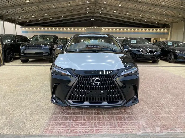 لكزس NX350 AA بنزين 2026 (اسود) 0